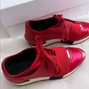 Balenciaga sneakers. 7.5. RED.